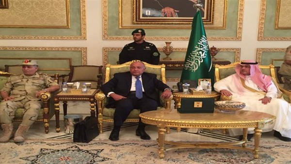 وزير الخارجية
