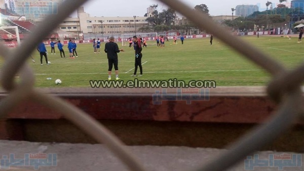 حارس الاهلى و طارق