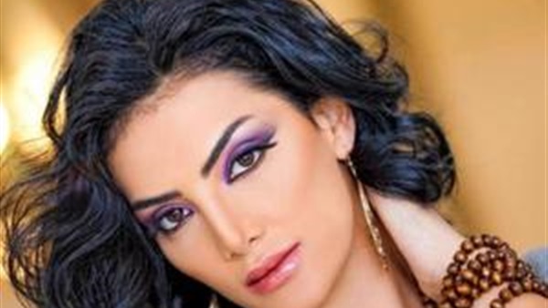 حورية فرغلى 