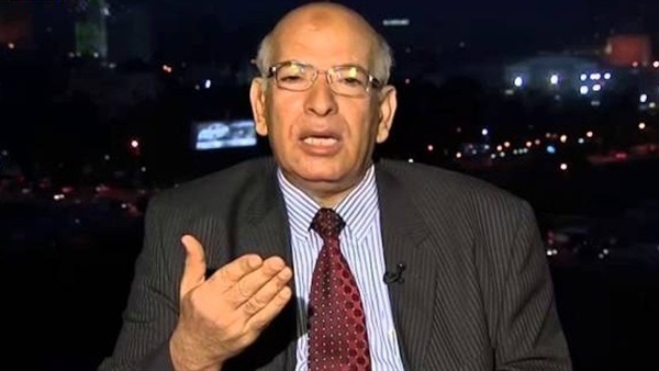 الكاتب الصحفى العزب