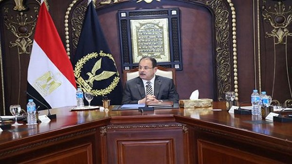 وزير الداخلية