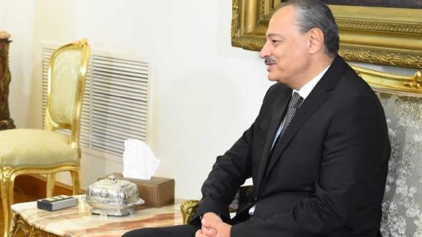 نبيل صادق
