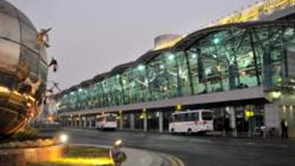 مطار القاهرة