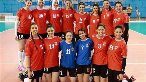 طائرة الاهلي سيدات