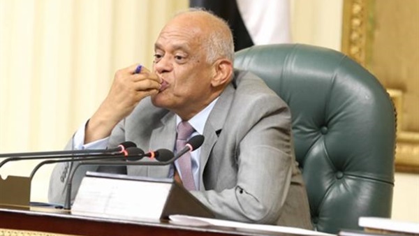 الدكتور على عبد العال