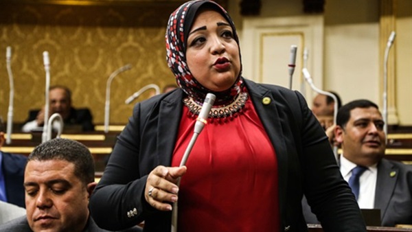 مى محمود