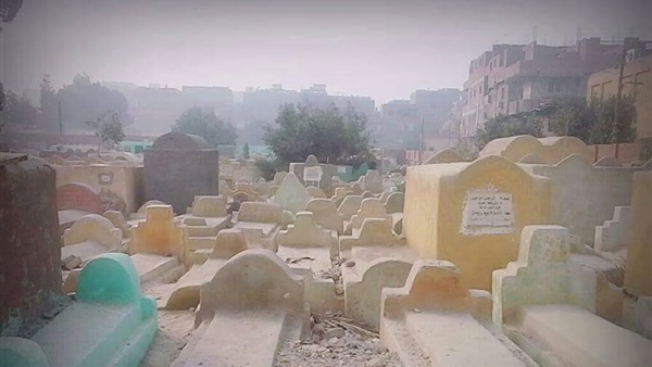 صورة من المقابر