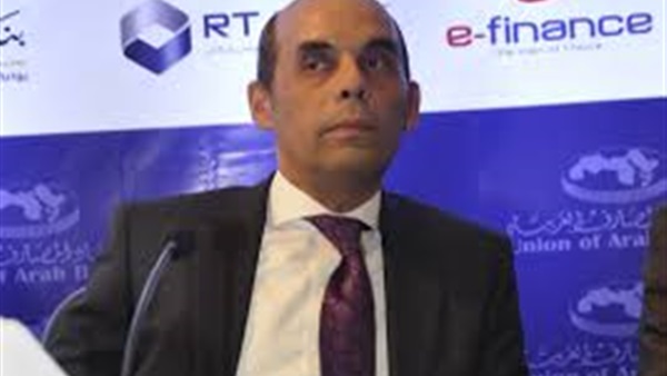 طارق فايد رئيس بنك