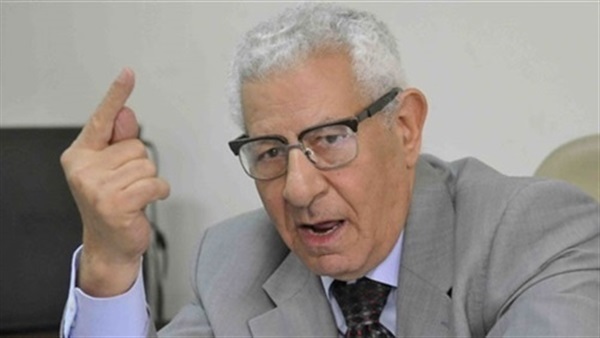 مكرم محمد احمد