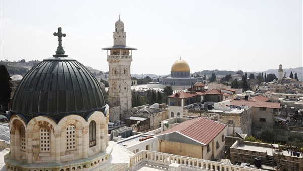 كنيسة المهد والقدس