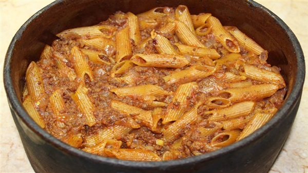 صينية المكرونة المحمرة