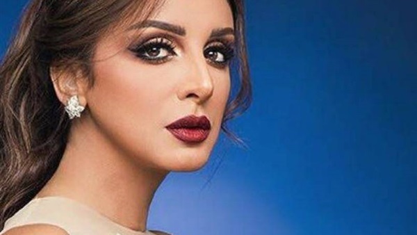 الفنانة انغام 