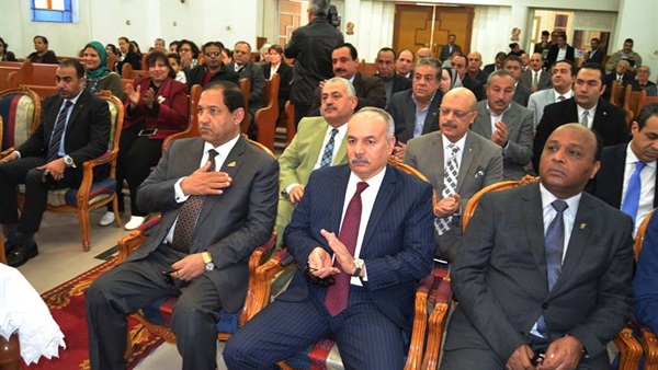 محافظ الغربية خلال
