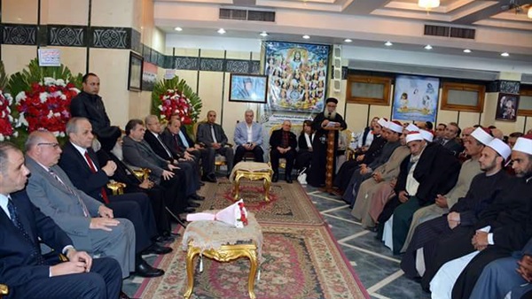 محافظ القليوبية بصحبة