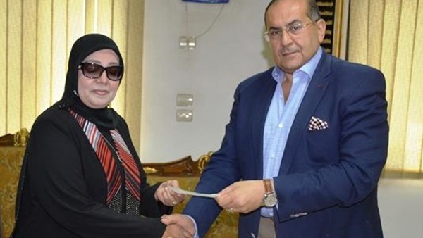 الدكتور أيمن عبد