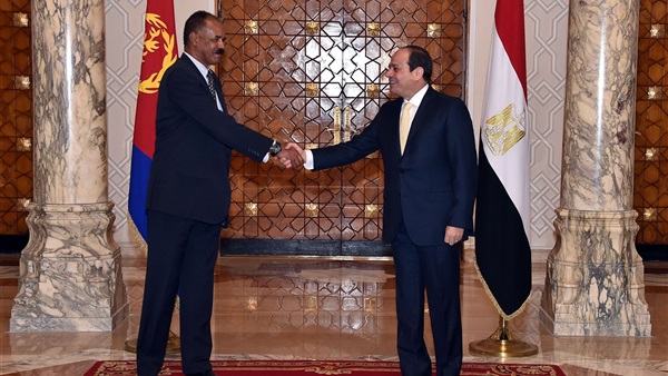 السيسي يستقل الرئيس