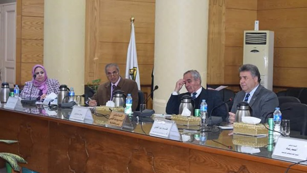 رئيس جامعة بنها