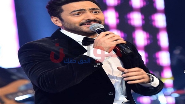 الفنان تامر حسنى