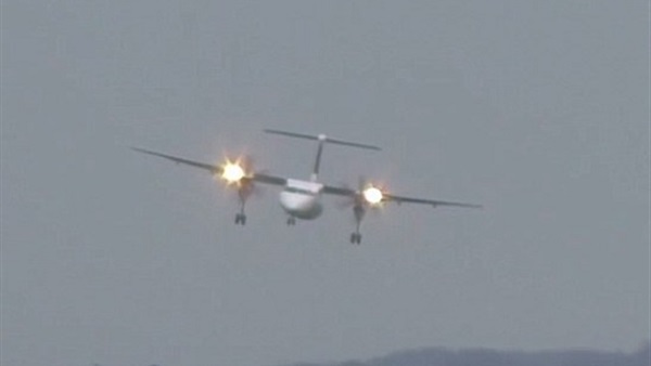عاصفة مدمرة طائرة