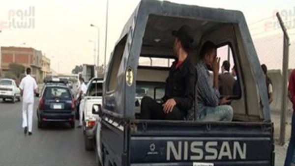 القبض علي عاطل