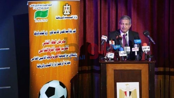 خالد عبد العزيز وزير
