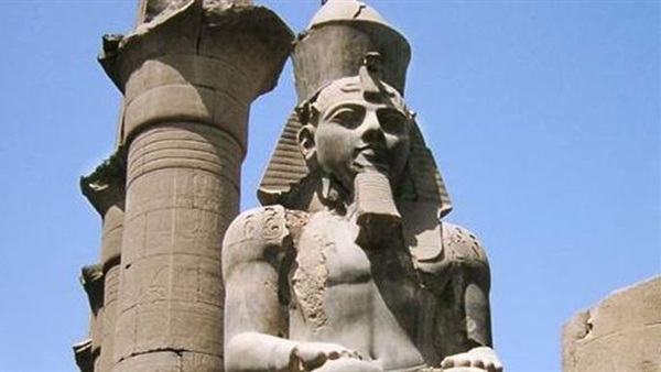 تمثال رمسيس