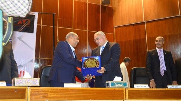 تكريم نائب إدفو