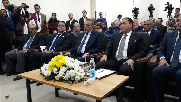علاء عابد ووزير الصحة