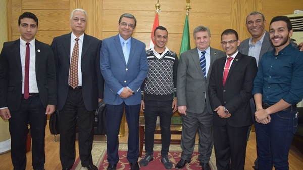 جامعة بنها