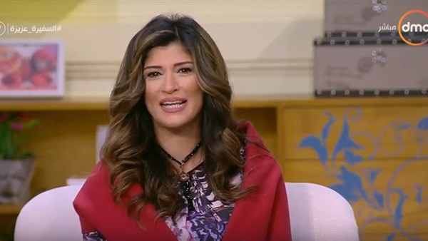 الاعلامية نهى عبد