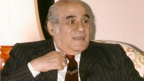 مصطفى أمين