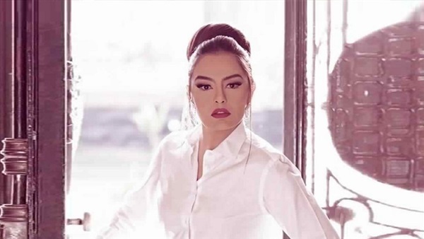 الفنانة شيريهان