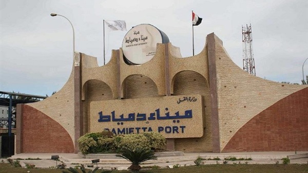 ميناء دمياط