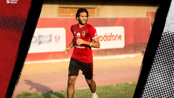 مروان محسن لاعب الأهلي