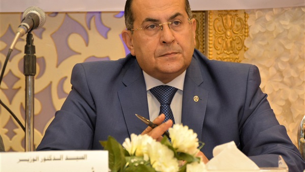 الدكتور أيمن محمد