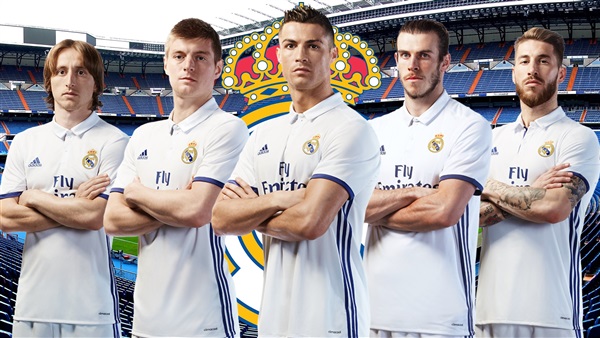 لاعبي ريال مدريد