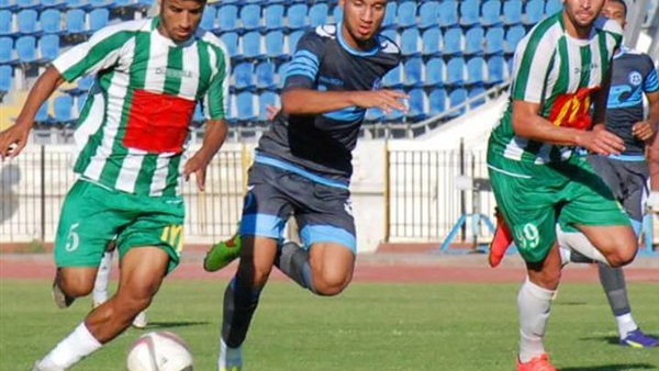 صورة مباراة الزرقا
