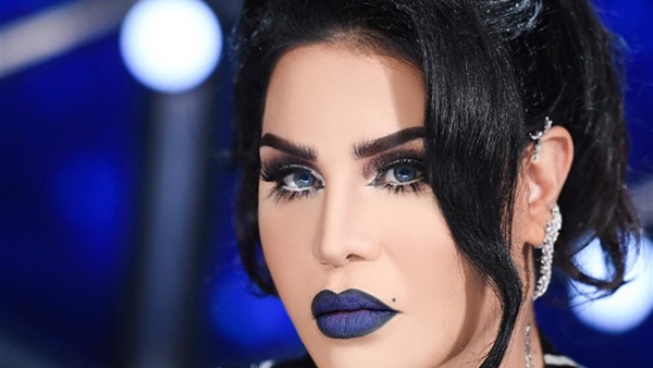 الفنانة أحلام