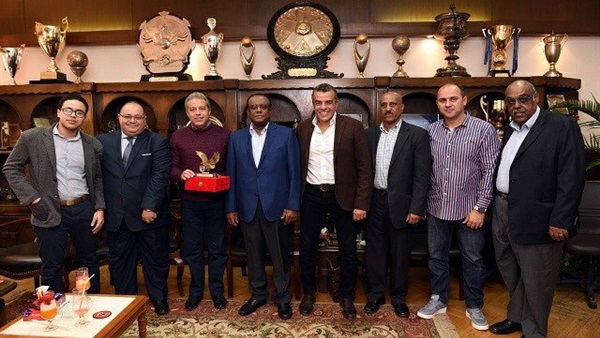 صورة للوفد