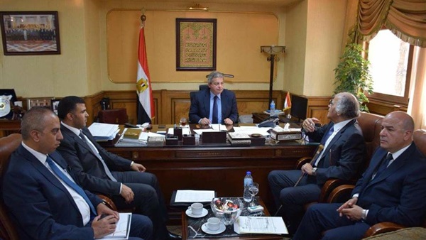 خالد عبدالعزيز وممدوح