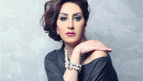 وفاء عامر