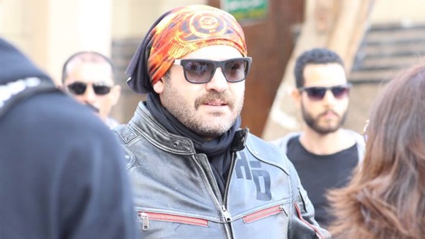 الفنان عمرو يوسف