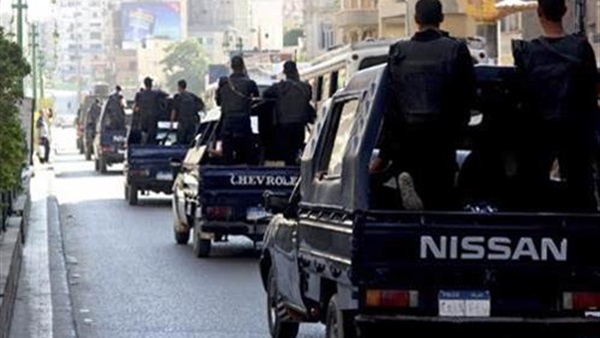 صورة أرشيفية لسيارات