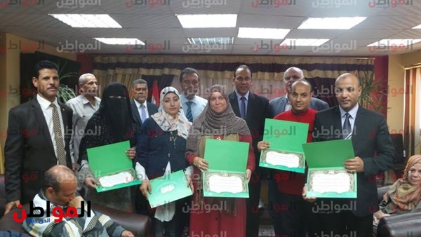 تكريم 48 من القيادات
