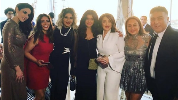 نجوم الفن في مهرجان