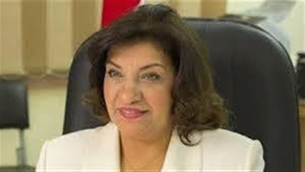 ايفيلين متى