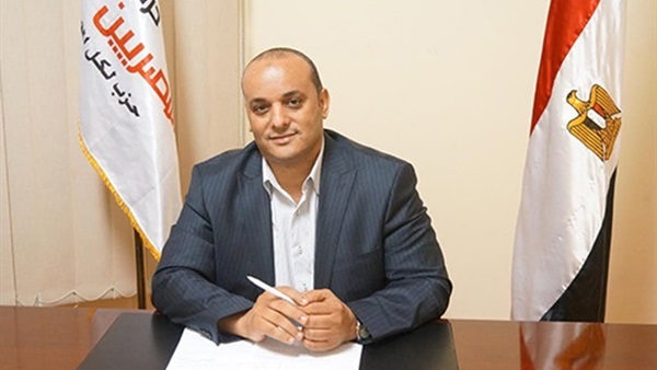 النائب عمر وطنى