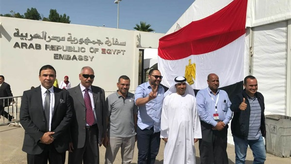 المصريين بالإمارات