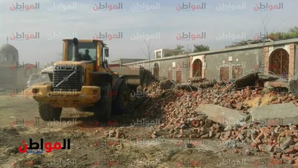 إزالة مقابر مخالفة
