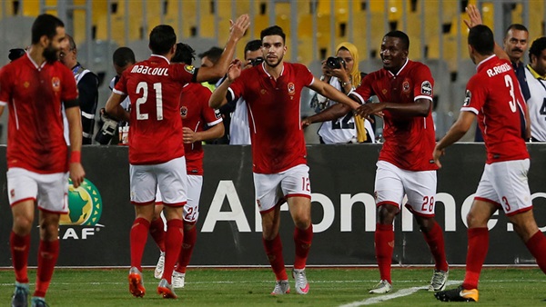 لاعبو الأهلي